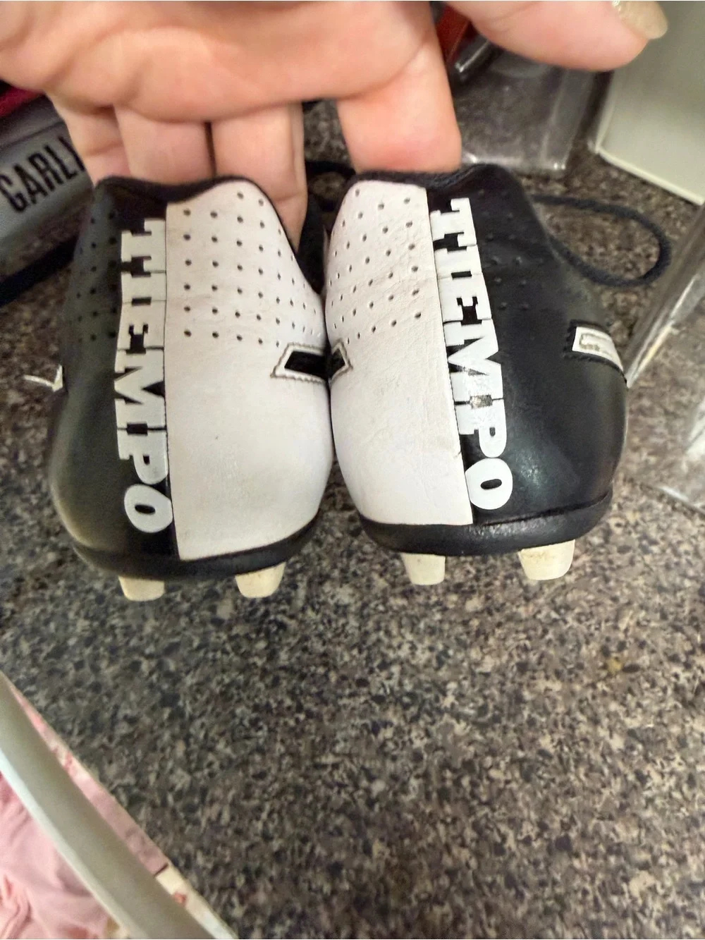 Nike Black and White Quilted Cleats Soccer Shoes sz 13 youth